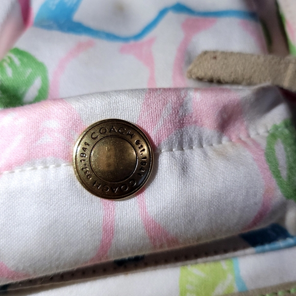 Coach Hampton Scribble Multi Purse - Picture 10 of 12